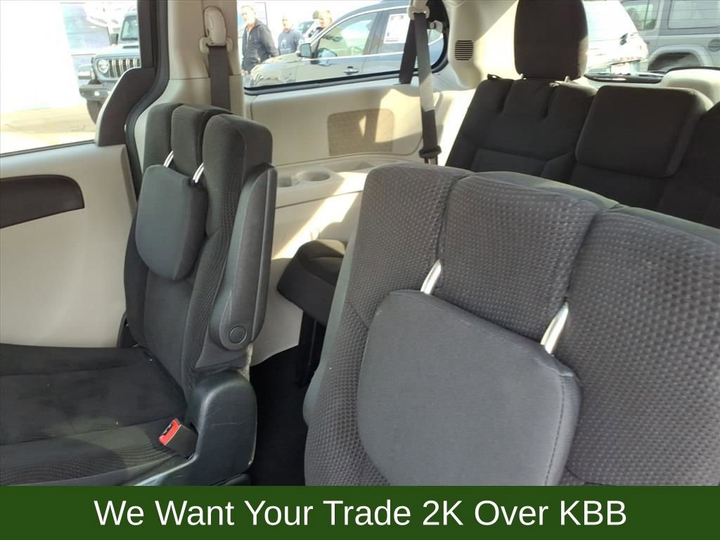 Used 2017 Dodge Grand Caravan SE w/ Power Window Group image 9