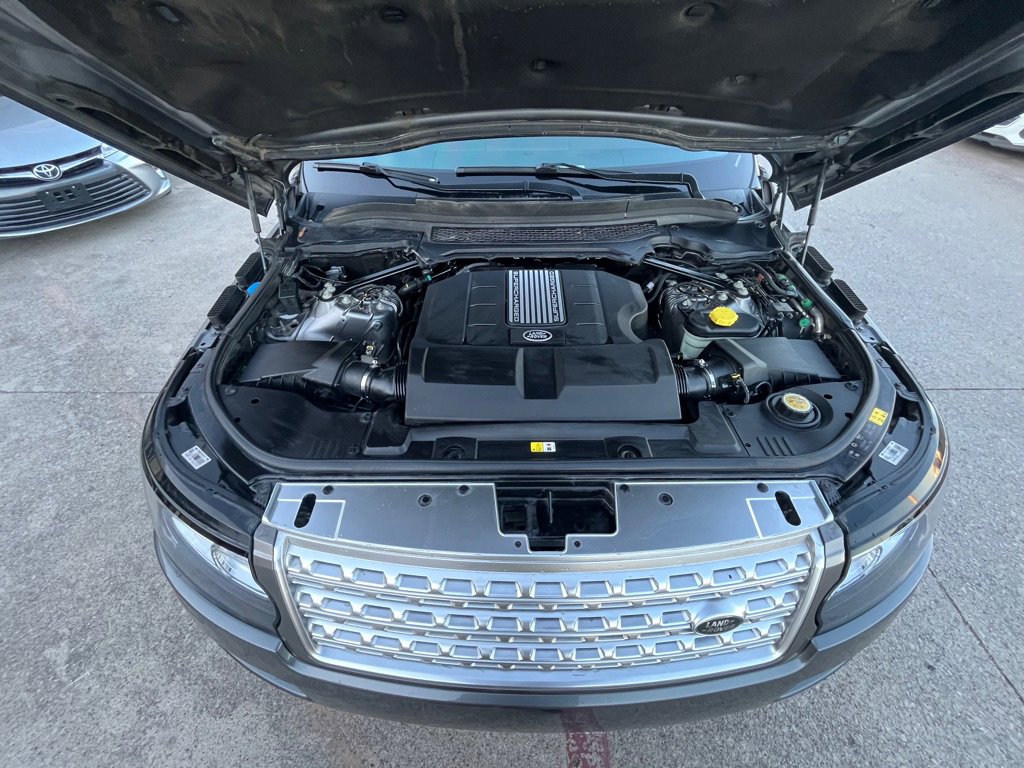 Used 2015 Land Rover Range Rover Supercharged image 13