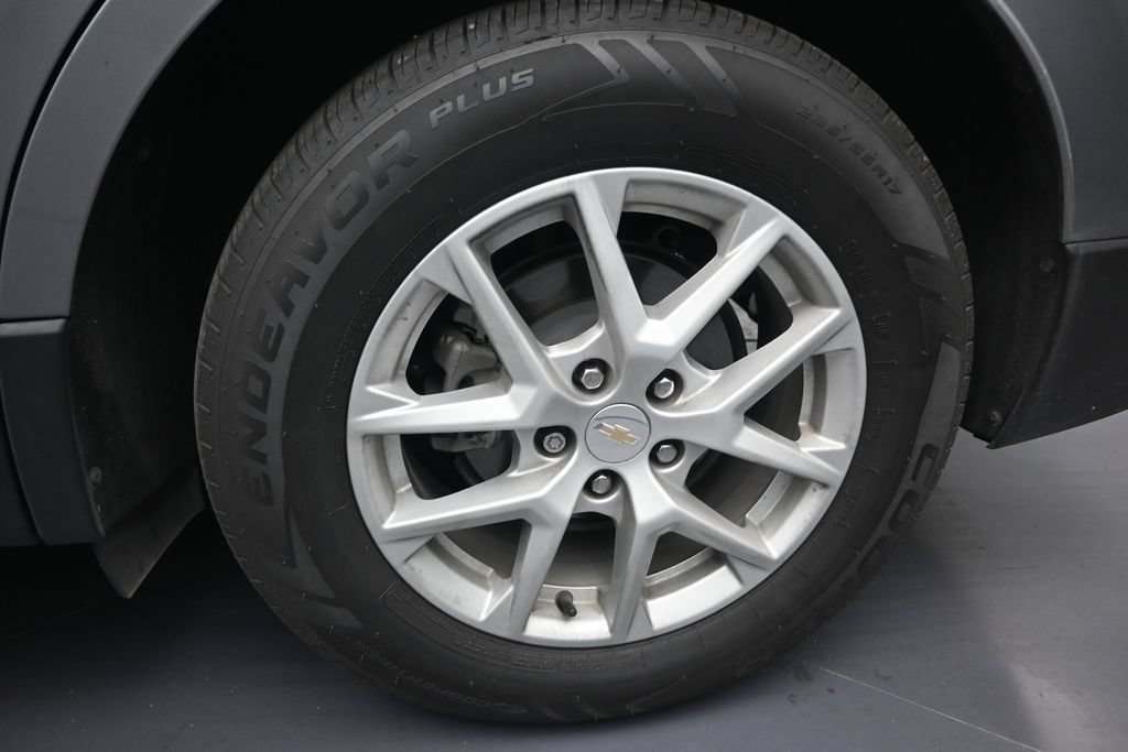 Used 2023 Chevrolet Equinox LS w/ LS Convenience Package FWD image 10