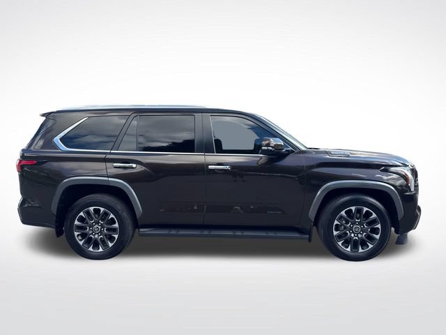 Used 2024 Toyota Sequoia Limited AWD/4WD image 7