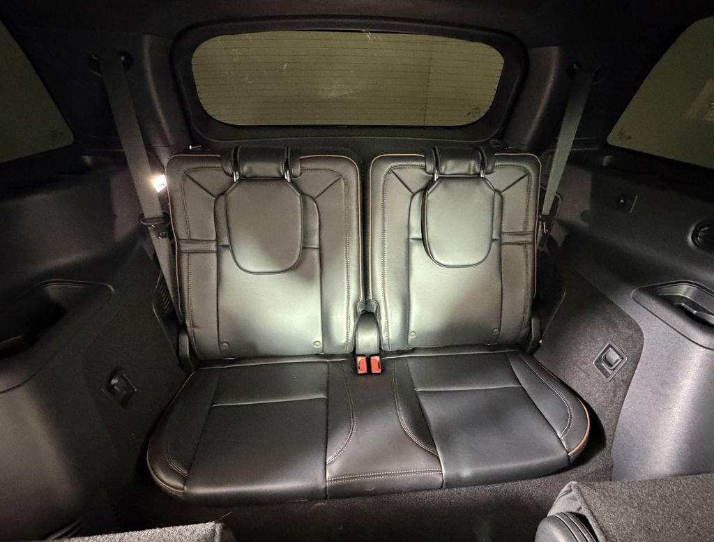 Used 2025 Lincoln Aviator Black Label w/ Jet Appearance Package AWD/4WD image 7
