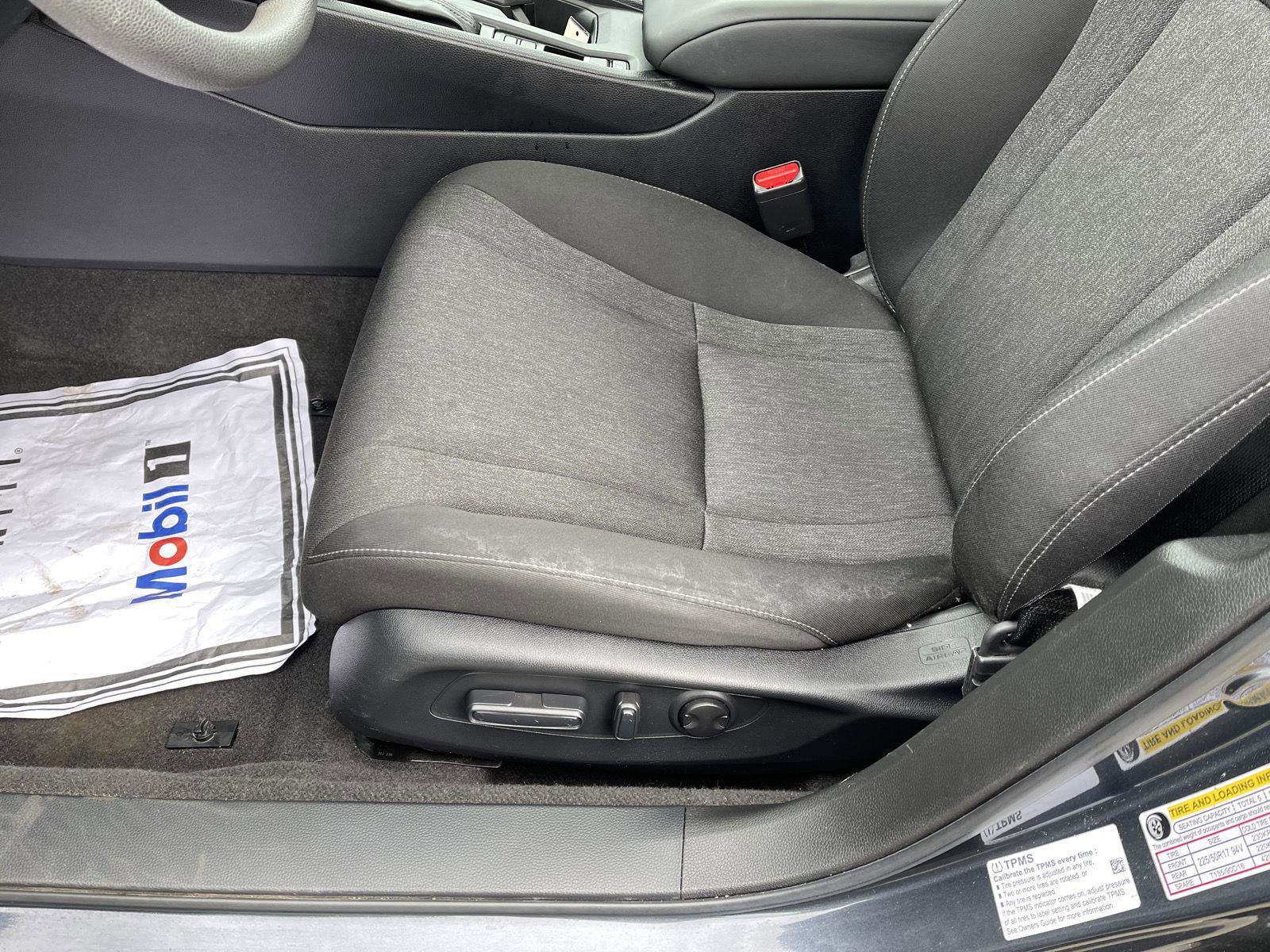 Used 2023 Honda Accord EX image 3