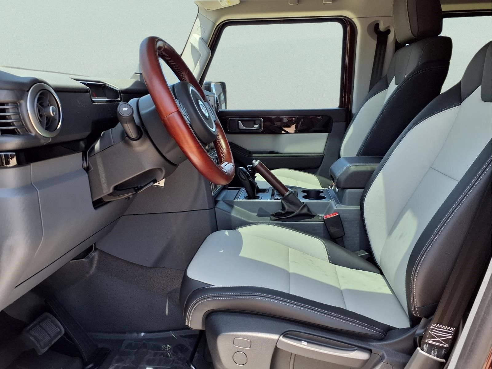 New 2026 INEOS Grenadier Station Wagon AWD/4WD image 9