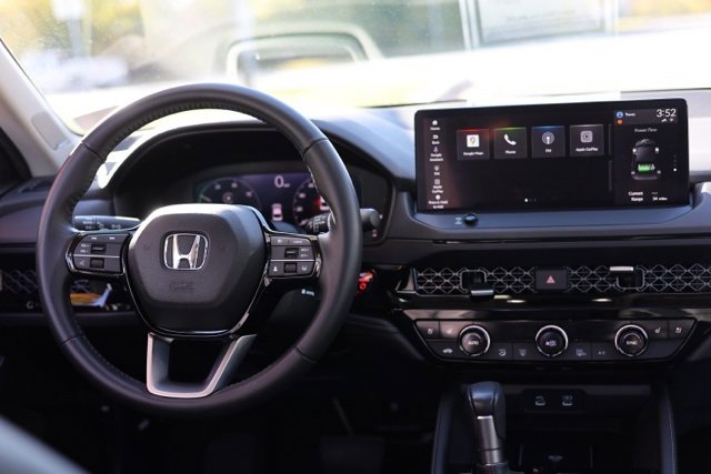 Certified 2023 Honda Accord Touring image 15