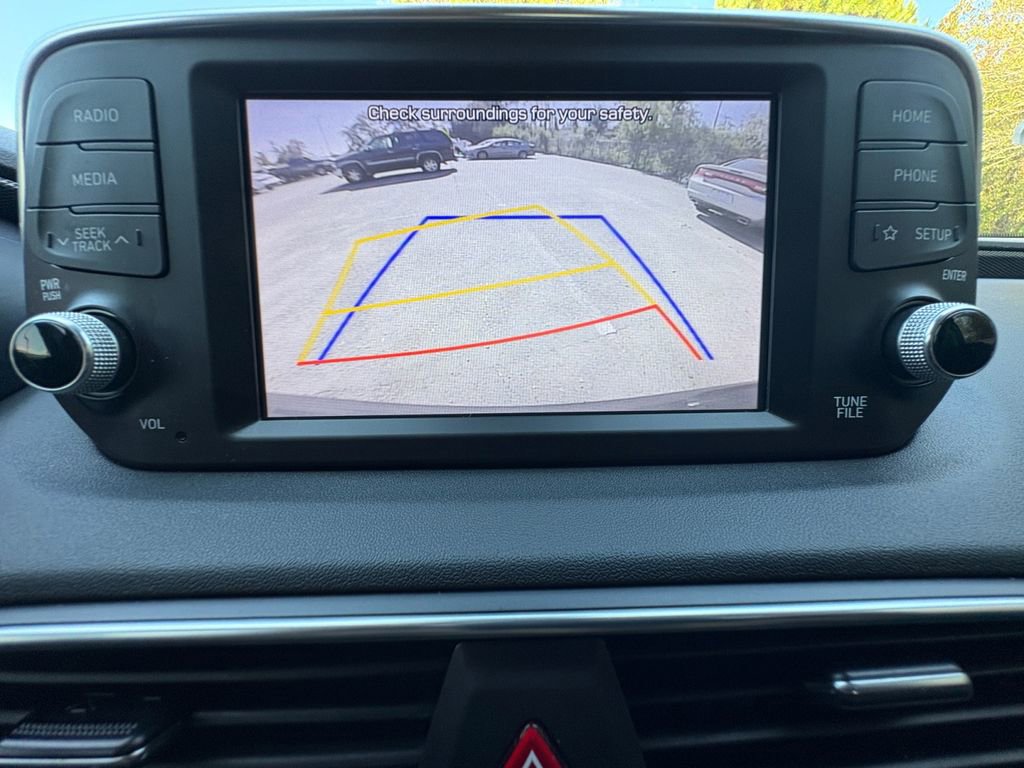 Used 2019 Hyundai Santa Fe Limited image 22