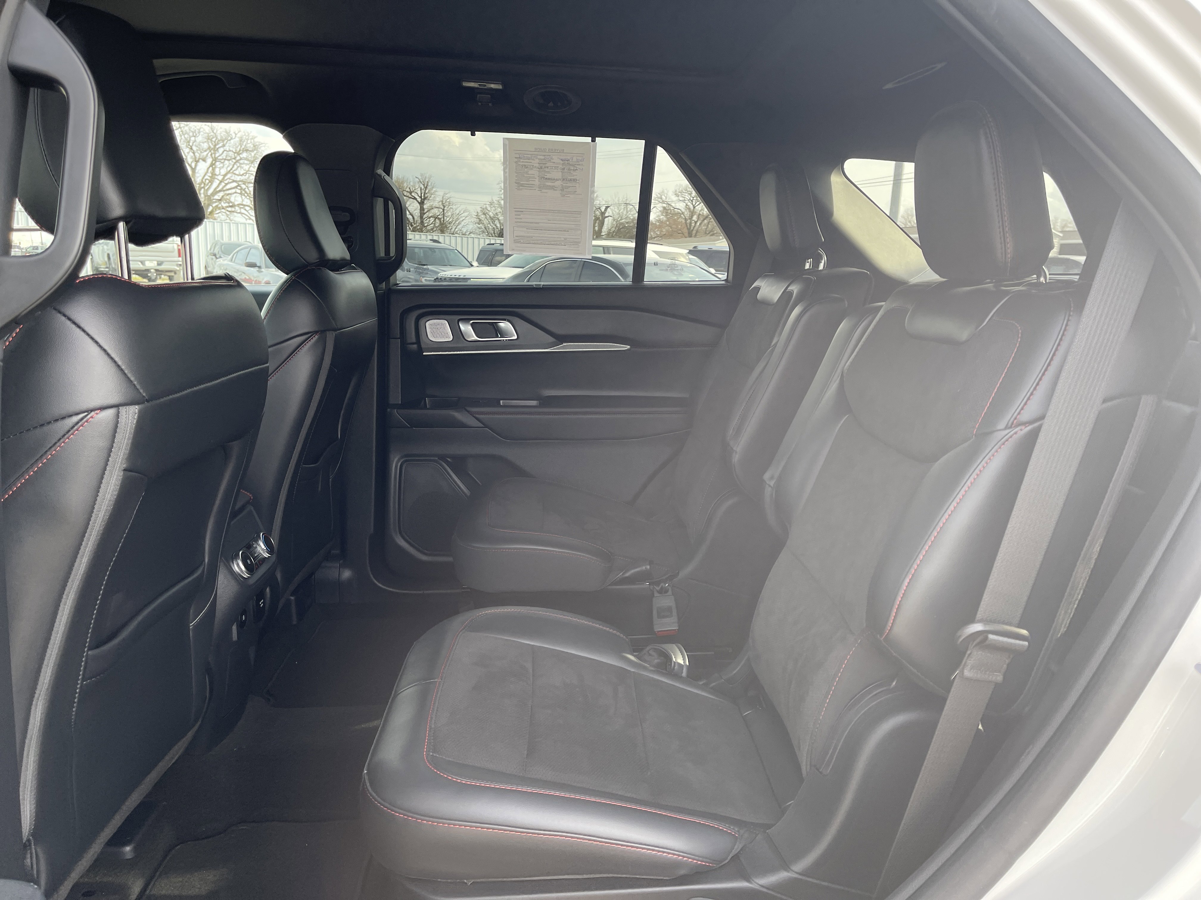 Used 2025 Ford Explorer ST image 40