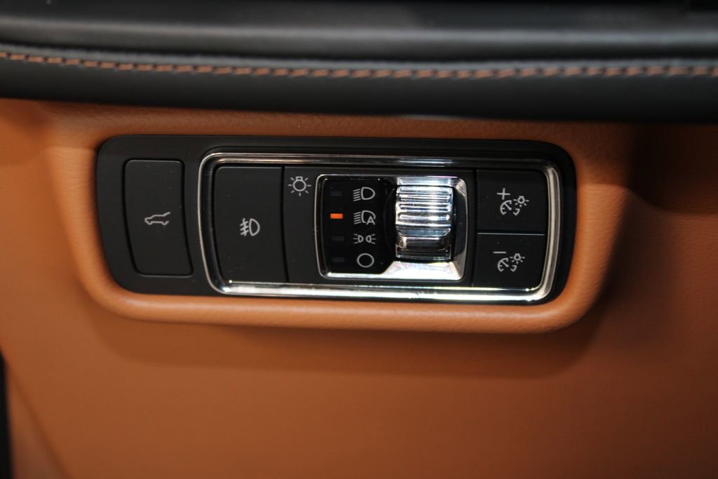 Used 2023 Lincoln Aviator Black Label w/ Dynamic Handling Package image 47