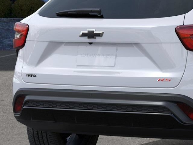 New 2026 Chevrolet Trax RS w/ Sunroof Package FWD image 15
