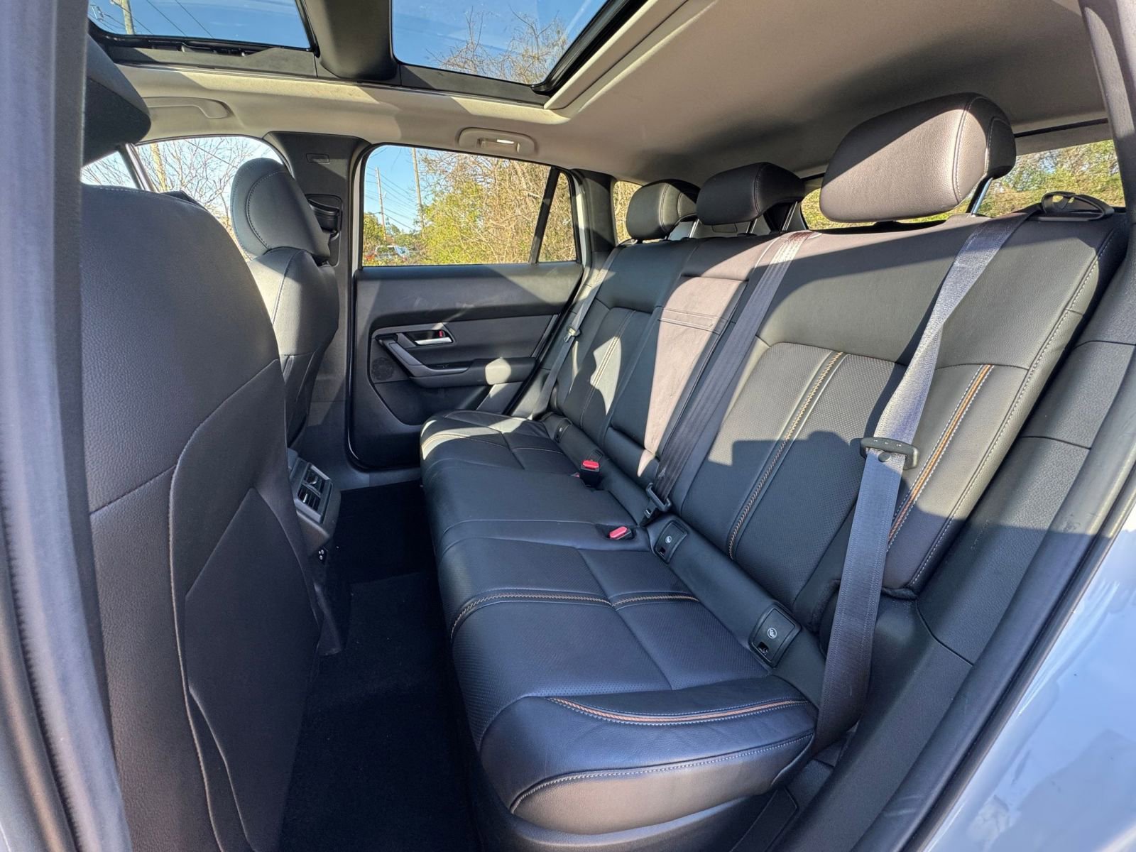 Used 2025 MAZDA CX-50 2.5 Hybrid w/ Premium Plus Pkg image 35