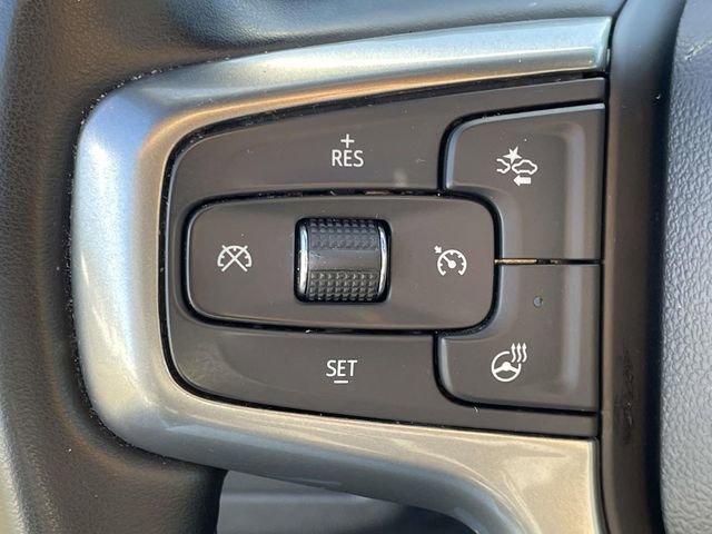 Used 2023 Chevrolet Suburban Premier image 23