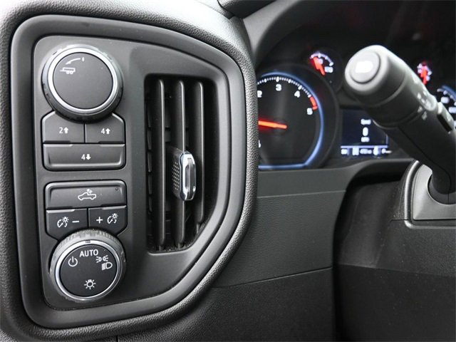 Used 2026 Chevrolet Silverado 2500 W/T image 24