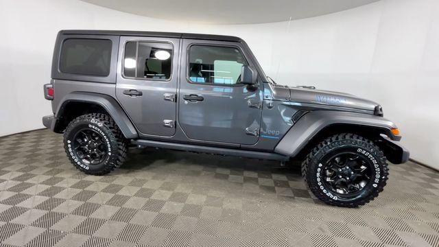 Used 2023 Jeep Wrangler Unlimited w/ Cold Weather Group AWD/4WD video 3