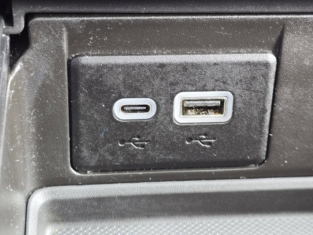 Used 2023 GMC Yukon XL Denali Ultimate image 7