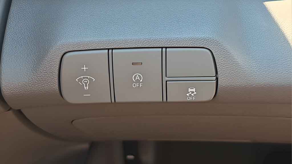 New 2026 Hyundai Elantra SE FWD image 25