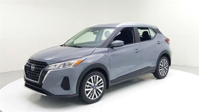Certified 2023 Nissan Kicks SV FWD image 3
