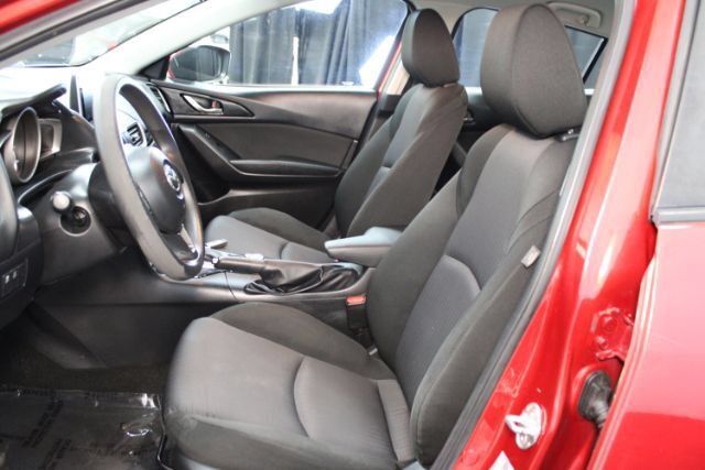 Used 2015 MAZDA MAZDA3 i Sport FWD image 11
