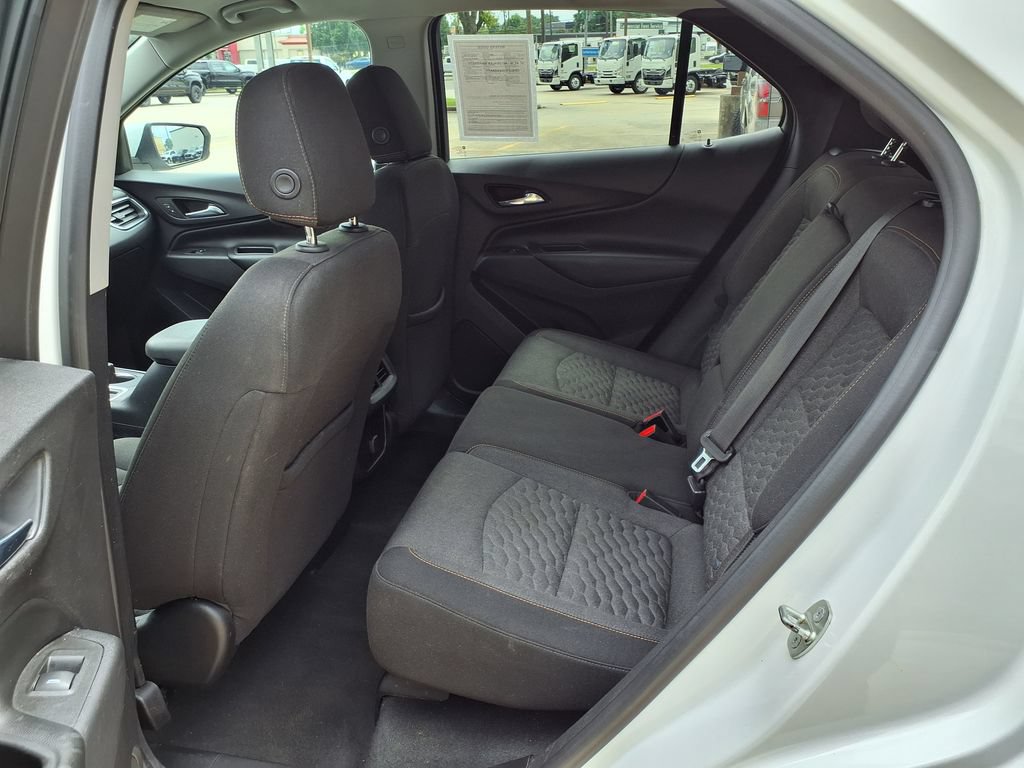 Used 2018 Chevrolet Equinox LT FWD image 17