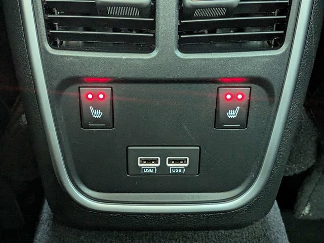Used 2022 Dodge Charger Scat Pack w/ Plus Group RWD image 13