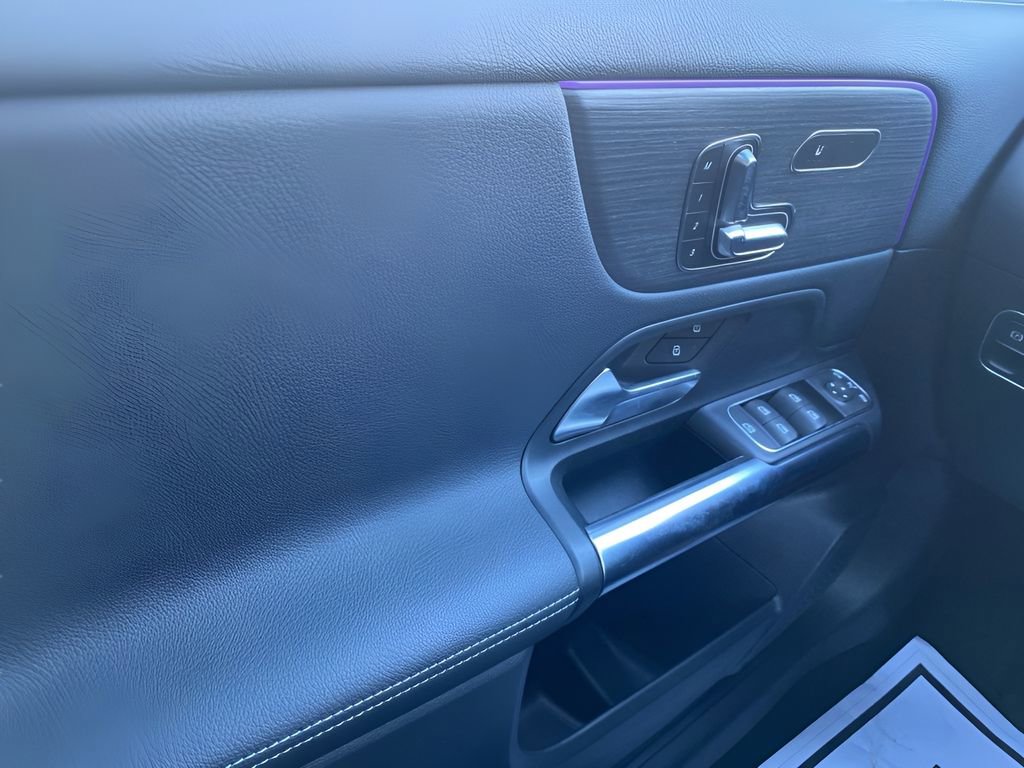 Used 2022 Mercedes-Benz GLA 35 AMG 4MATIC image 26