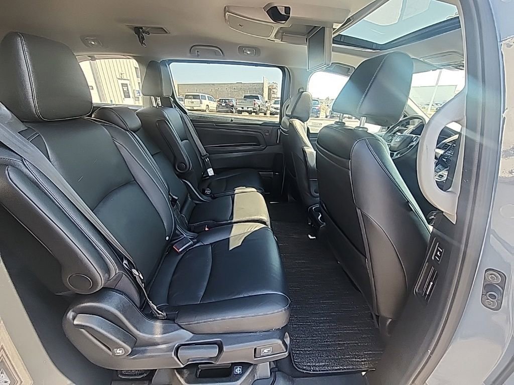 Used 2023 Honda Odyssey Touring image 29