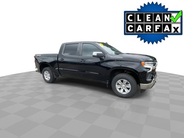 Used 2022 Chevrolet Silverado 1500 LT AWD/4WD image 2
