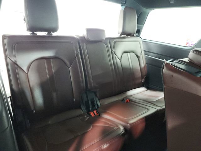 Used 2024 Ford Expedition Limited image 45