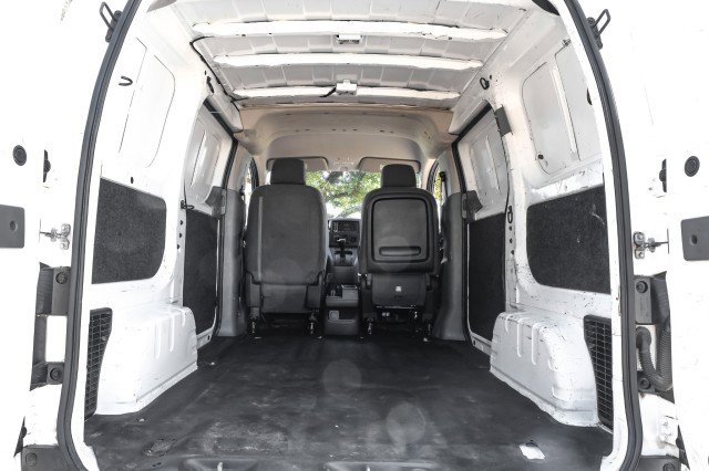 Used 2021 Nissan NV200 S image 59