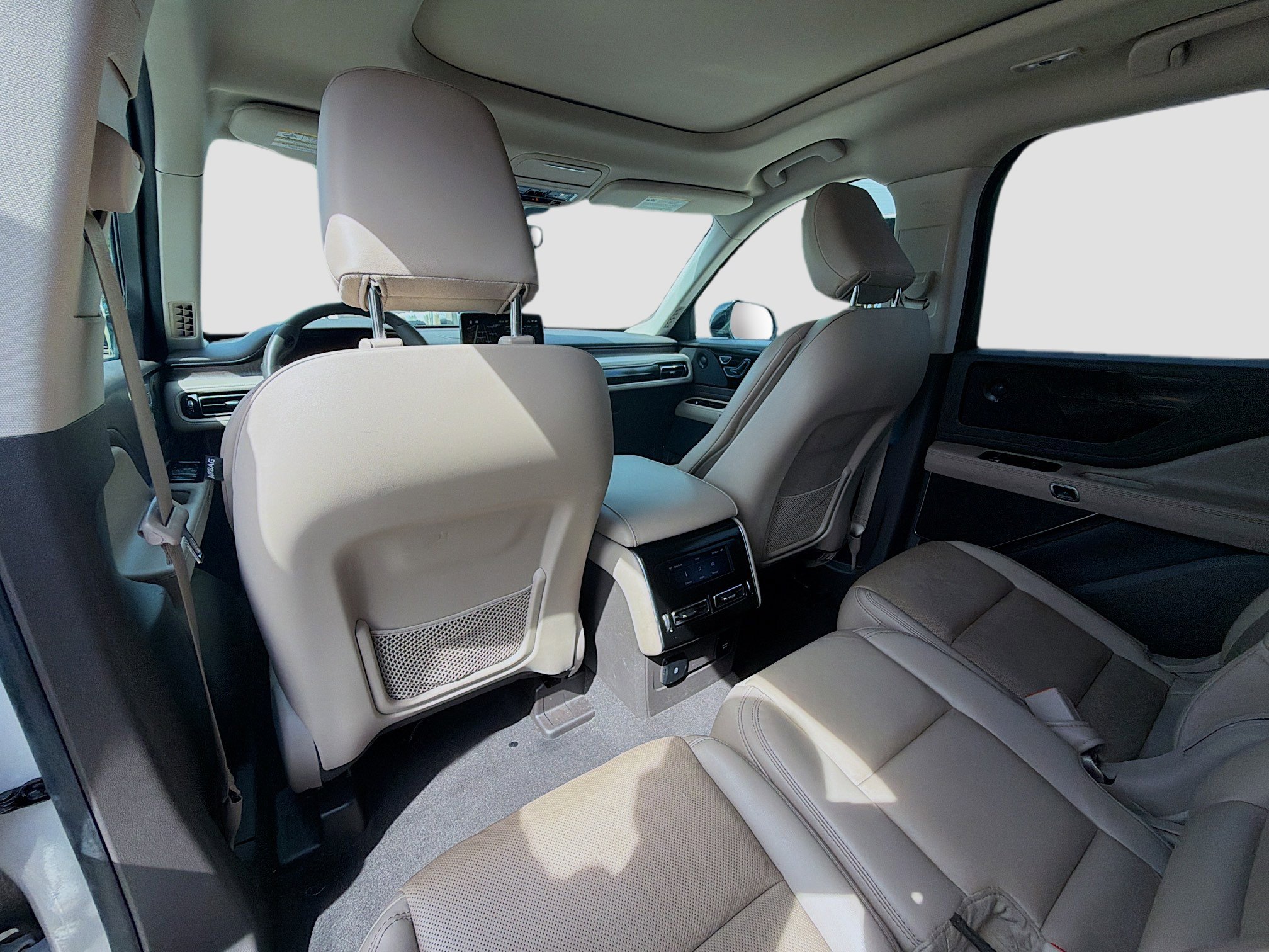 Used 2022 Lincoln Aviator Reserve image 25