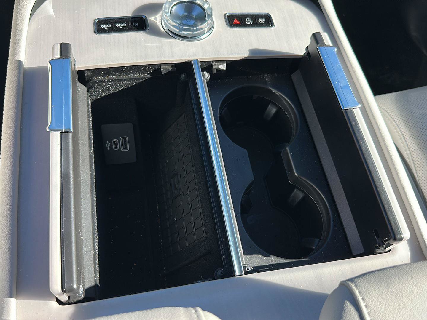 Used 2025 Lincoln Navigator Reserve AWD/4WD image 22
