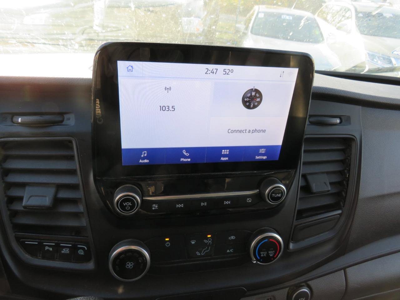 Used 2020 Ford Transit 250 Low Roof RWD image 19