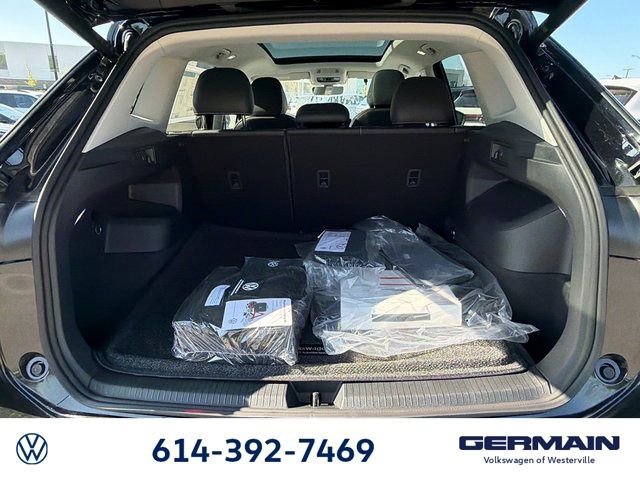 New 2026 Volkswagen Tiguan SE AWD/4WD image 16
