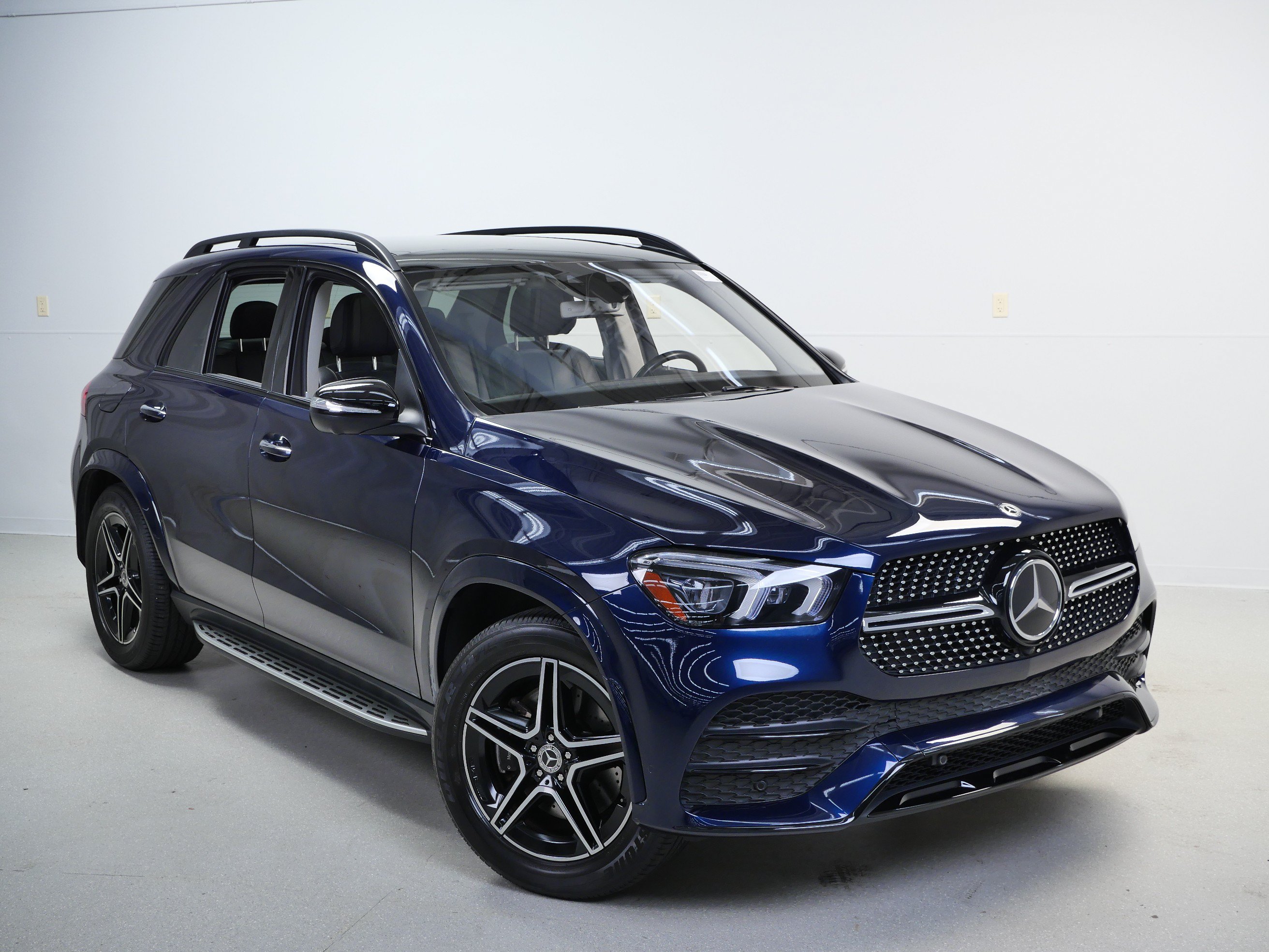 Used 2020 Mercedes-Benz GLE 450 4MATIC image 4