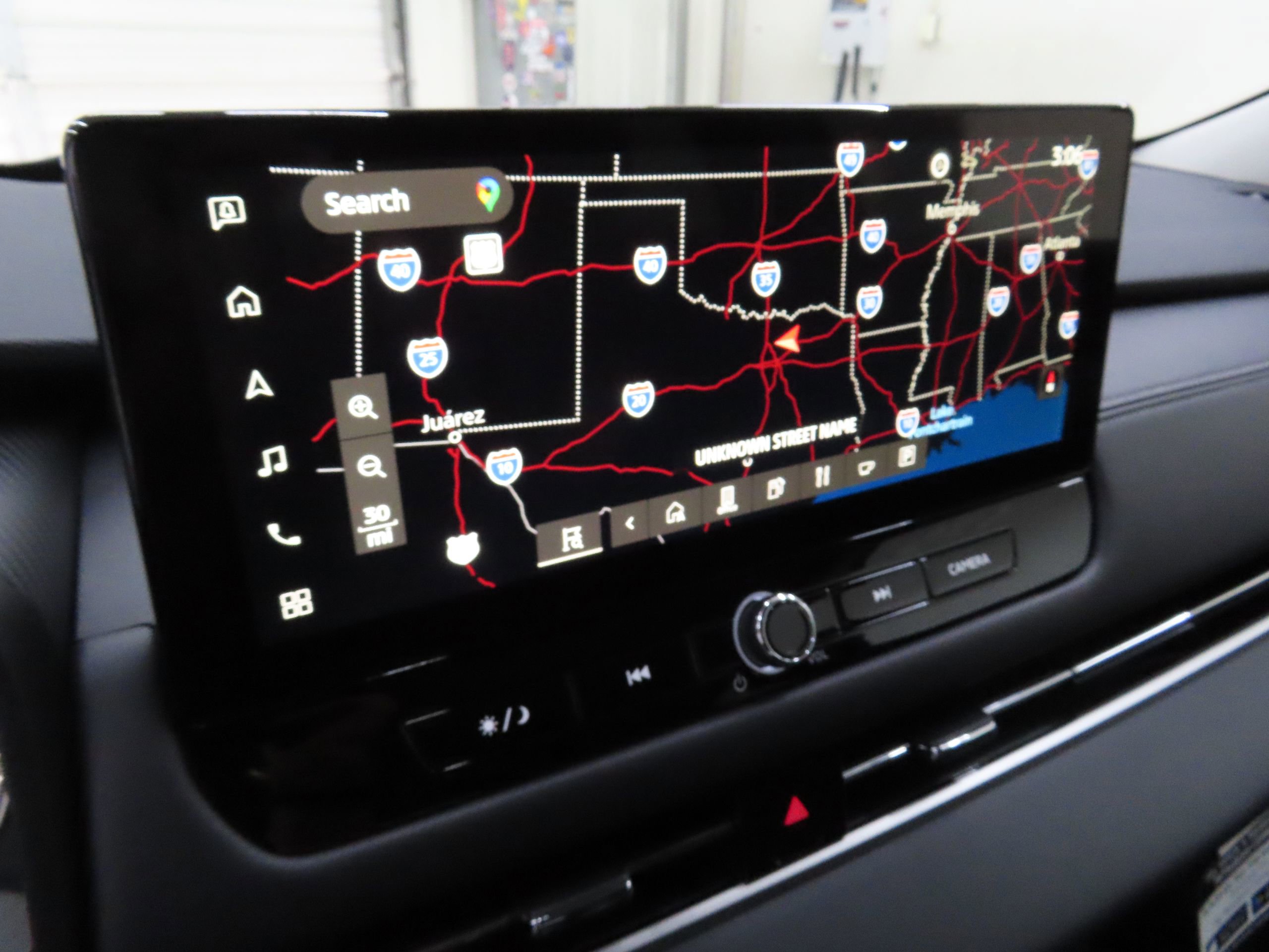 New 2025 Mitsubishi Outlander SE image 18