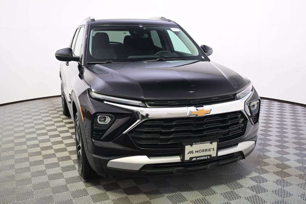Used 2025 Chevrolet TrailBlazer LT AWD/4WD image 9