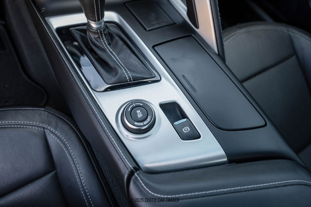 Used 2019 Chevrolet Corvette Stingray Coupe w/ Carbon Flash Badge Package image 61