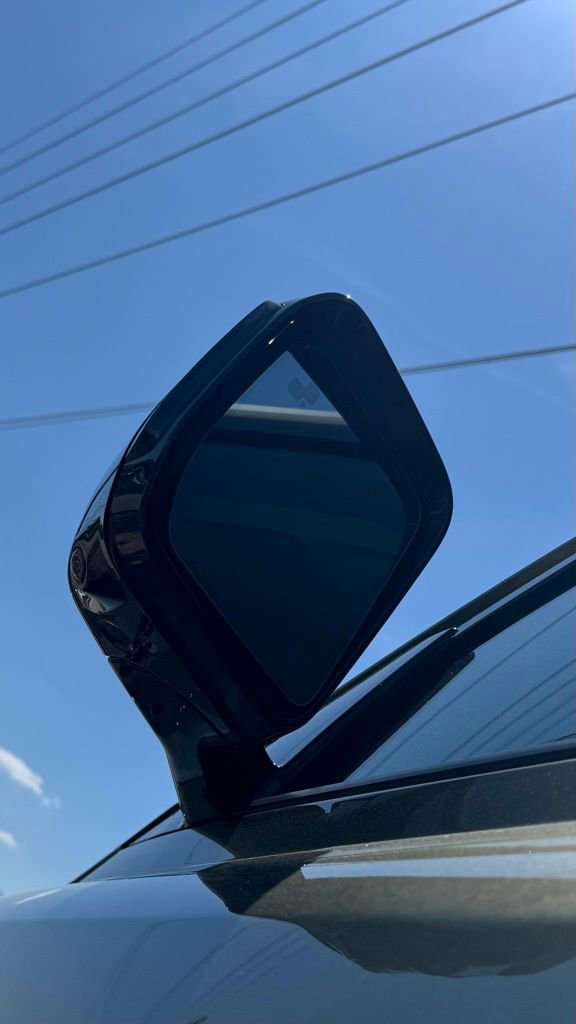 Used 2023 Land Rover Defender 110 S image 18