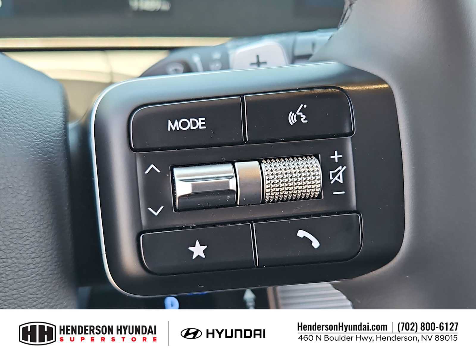 Used 2024 Hyundai Santa Fe Limited AWD/4WD image 24