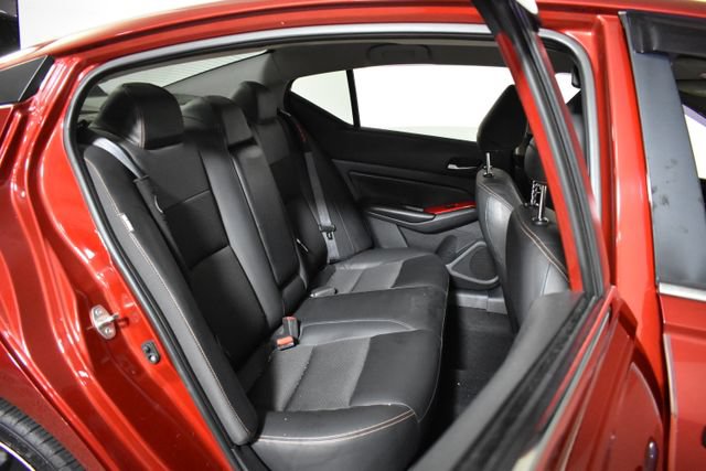 Used 2020 Nissan Altima 2.5 SR FWD image 30