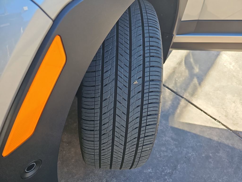 Used 2024 Hyundai Santa Fe Limited image 37