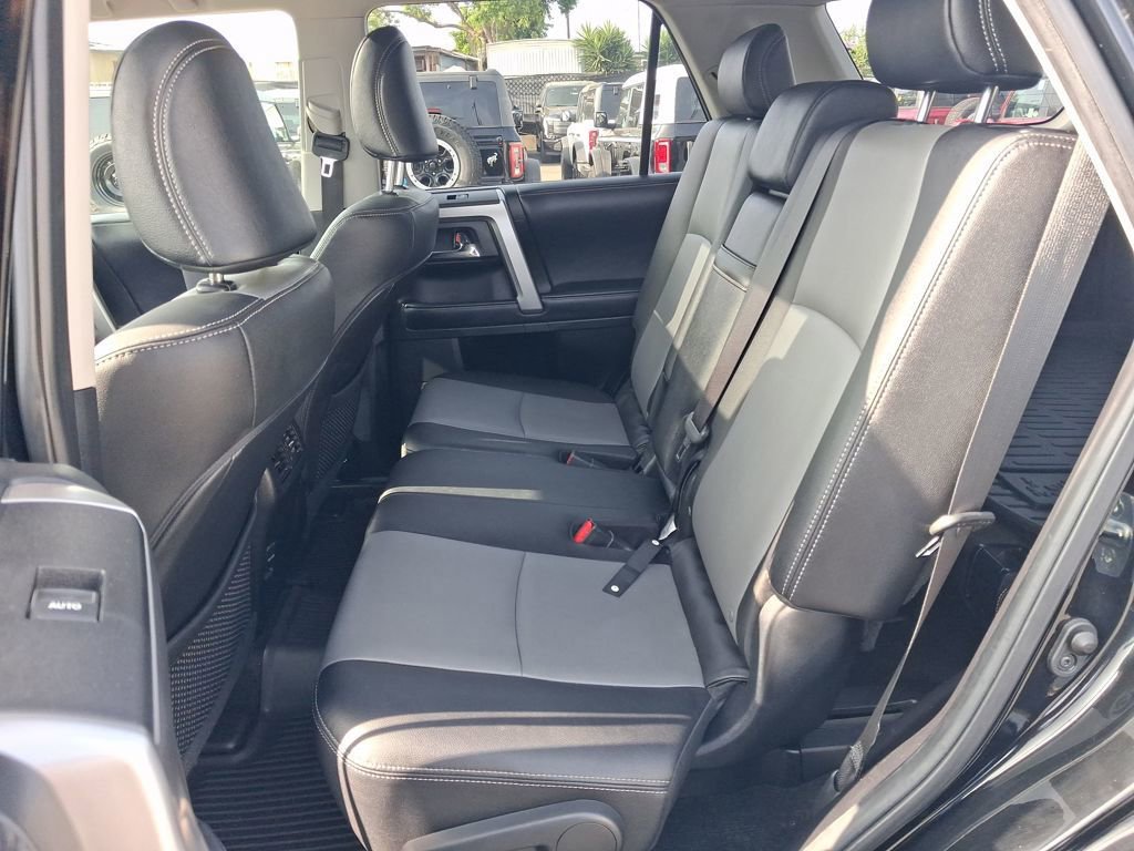 Used 2019 Toyota 4Runner SR5 Premium image 30