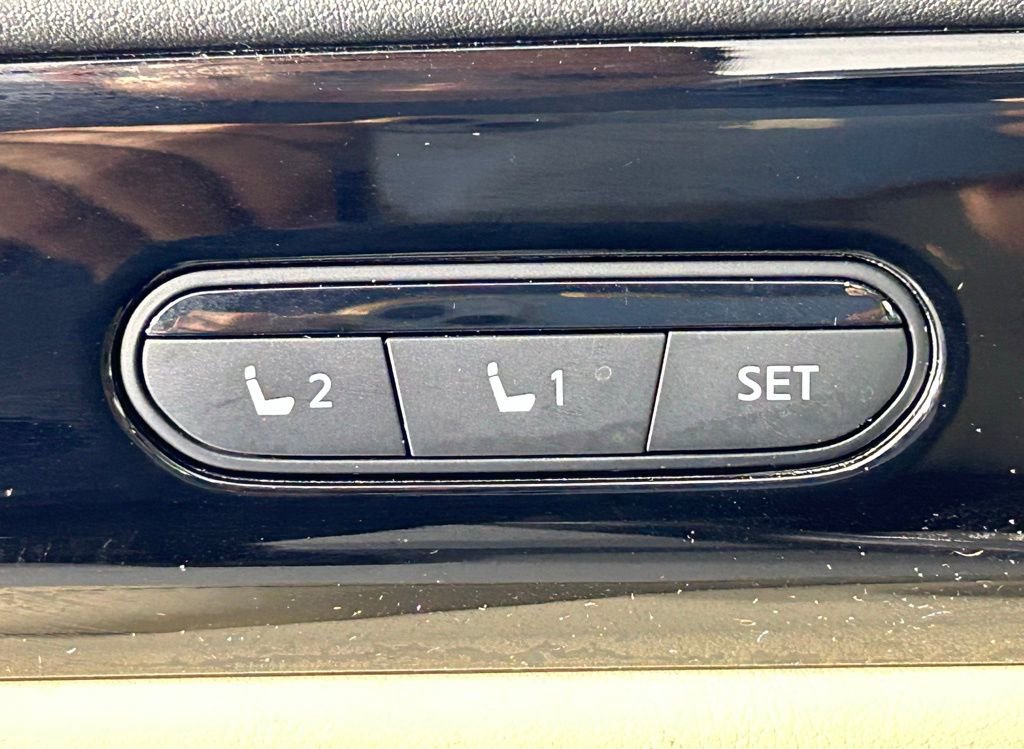 Used 2023 INFINITI QX60 Pure image 38