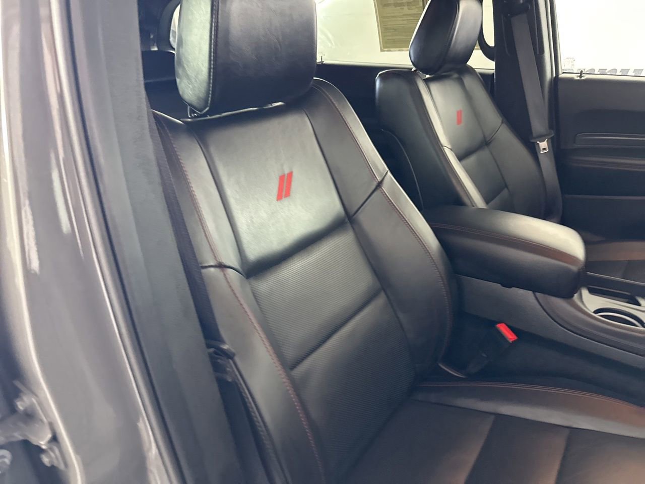 Used 2025 Dodge Durango GT image 36