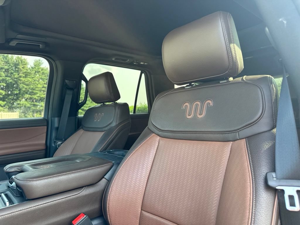 Used 2025 Ford Expedition King Ranch AWD/4WD image 17