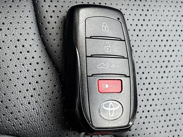 Used 2025 Toyota Tundra Platinum image 47