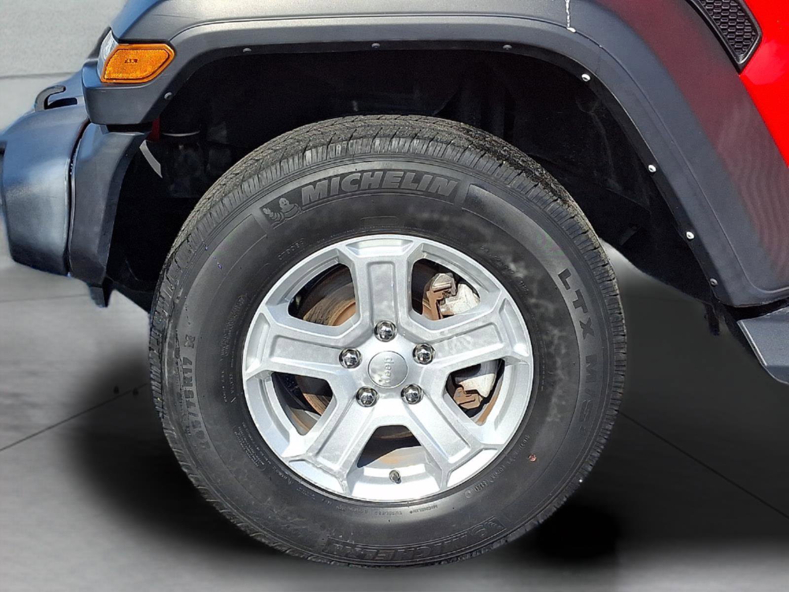 Used 2022 Jeep Wrangler Unlimited Sport image 9