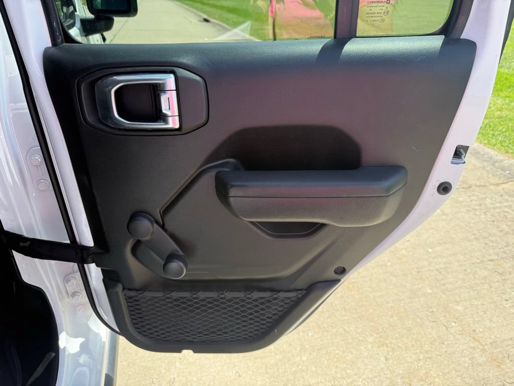 Used 2023 Jeep Wrangler Unlimited Sport AWD/4WD image 14