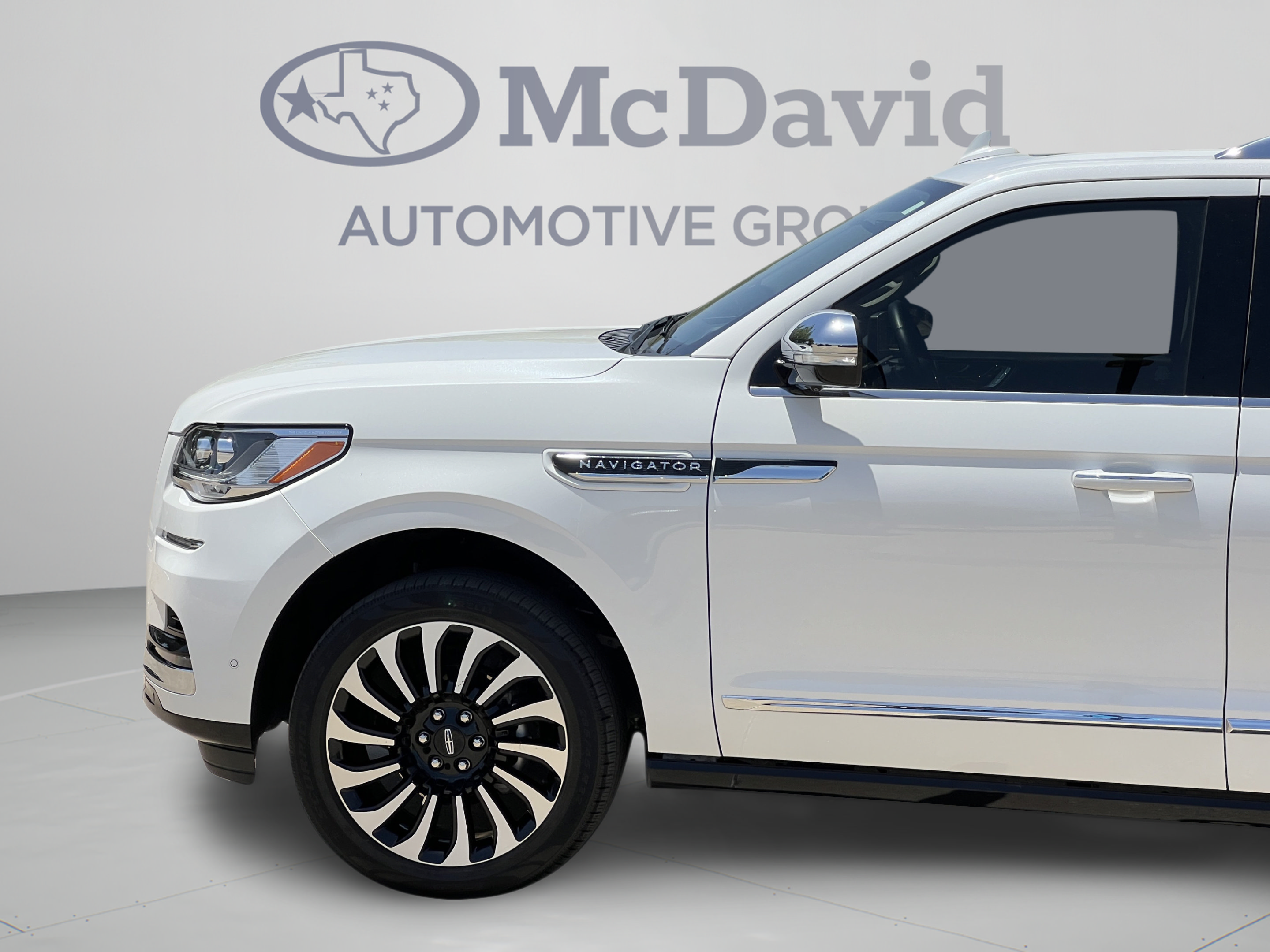 Used 2023 Lincoln Navigator Black Label AWD/4WD image 28