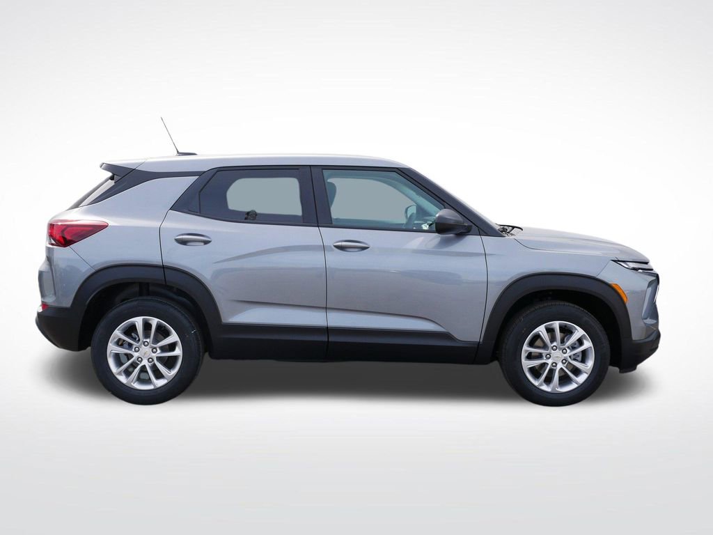 New 2026 Chevrolet TrailBlazer LS w/ LS Convenience Package AWD/4WD video 2