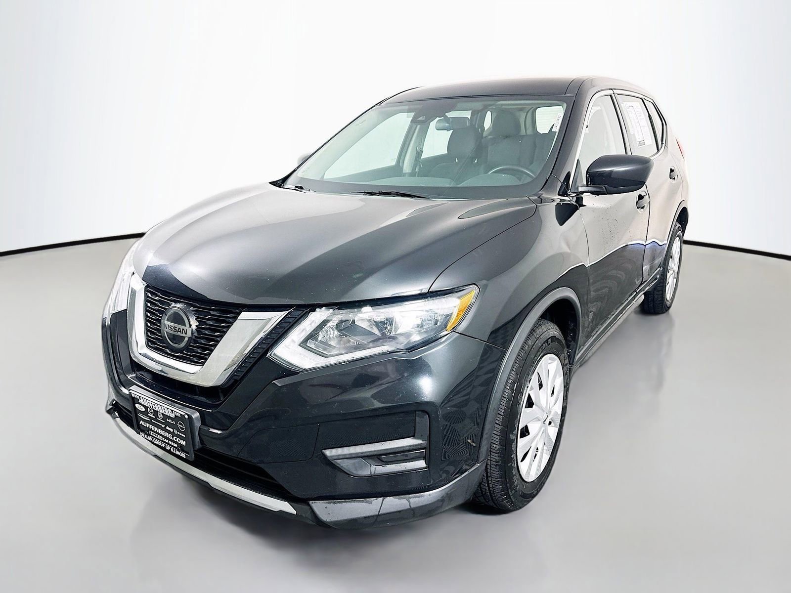 Used 2020 Nissan Rogue S AWD/4WD image 3