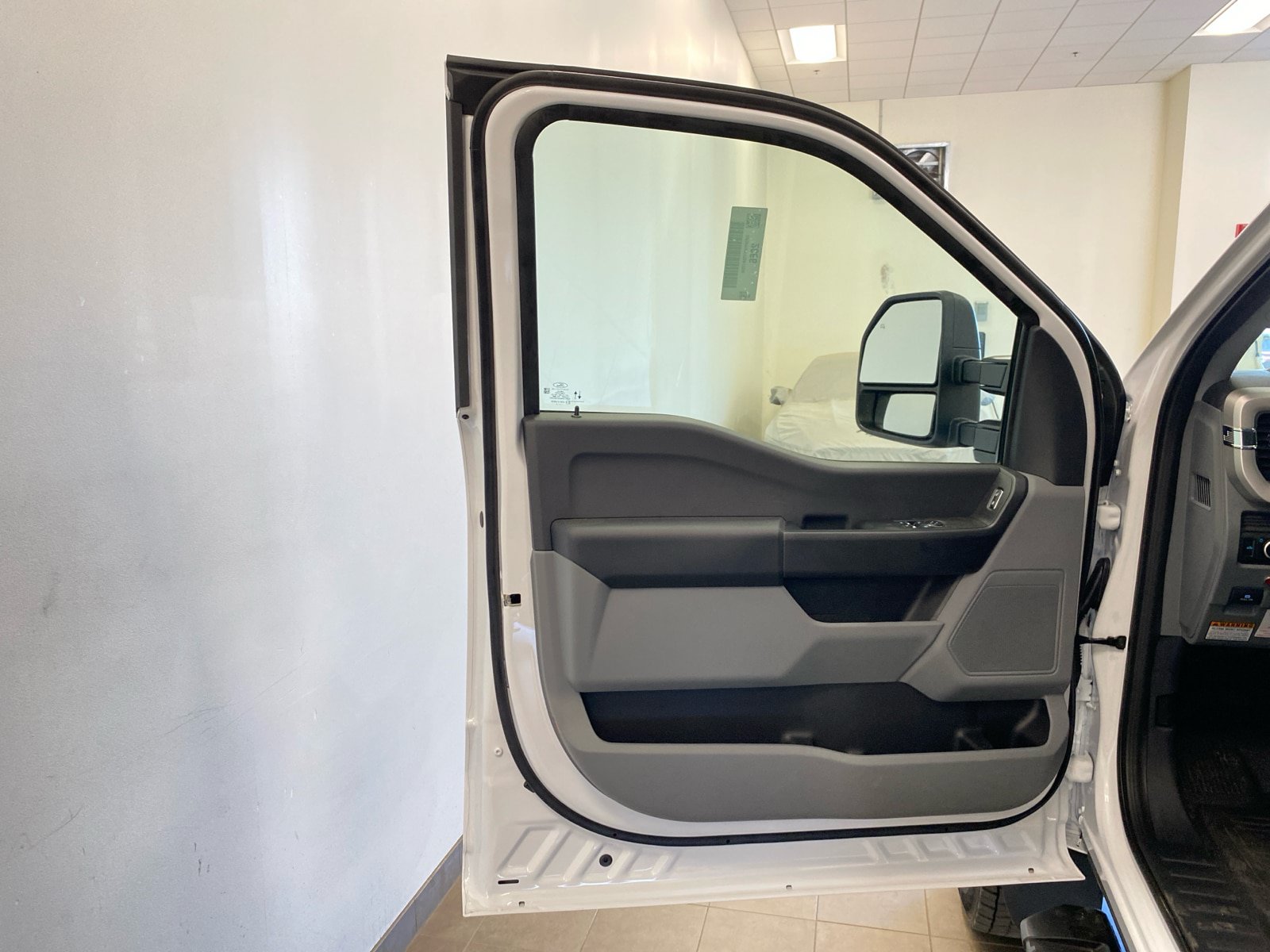 New 2026 Ford F550 4x4 Regular Cab Super Duty image 11
